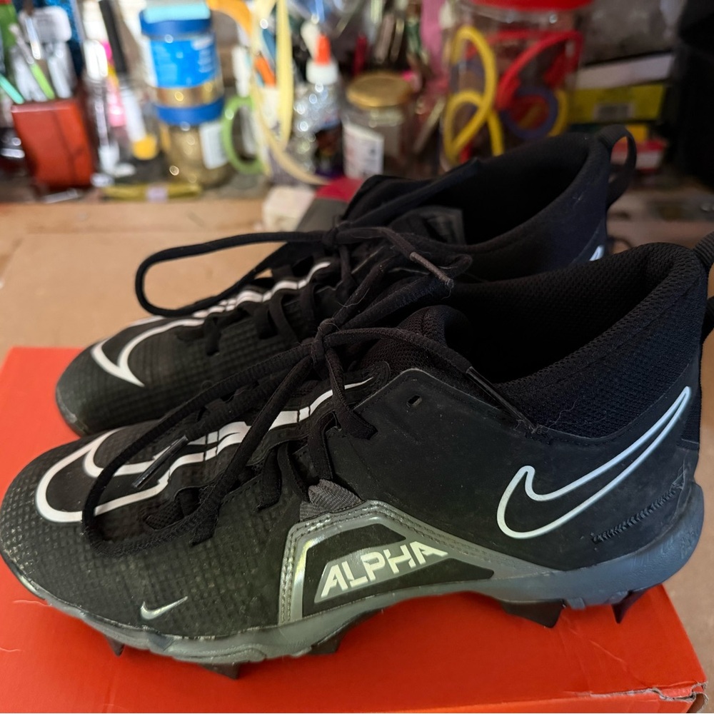 Youth Nike cleats excellent condition! - Picture 10 of 14